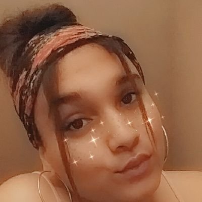 22♒., 502✈937., Trans🌈
The women that inspire me to be honest are the women that struggle. -Cardi B💛