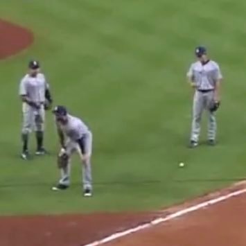 Holden_BSBL's profile picture. baseball and graphs. relievers are stupid.