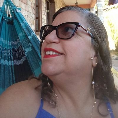 abreu_neides's profile picture. Prof Aposentada, Pedagoga e Empreendedora Social e Sempre à Esquerda🚩🚩🚩