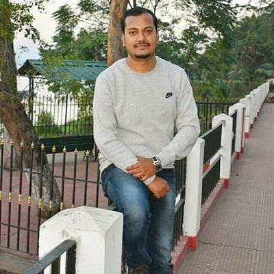 bewithdhiraj's profile picture. 