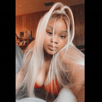 Real pretty BITCH , & I’m soo BO$$ED UP 🥵 #LONGLIVEMGNWOOBITCH🕊#MGNORNOTHING🖤‼️ #FreeMonstaG🤞🏽 #FreeMGNTEV 💯