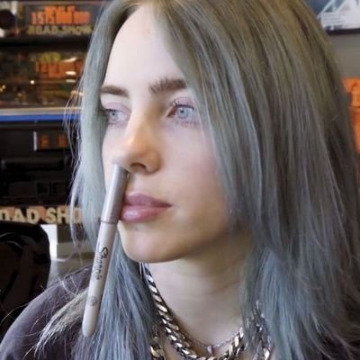 theo_fxxk's profile picture. hola