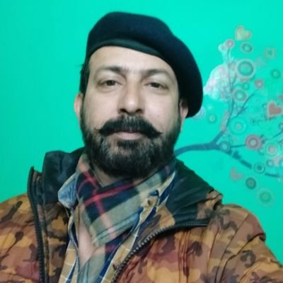 Interesting person with traveller acumen.