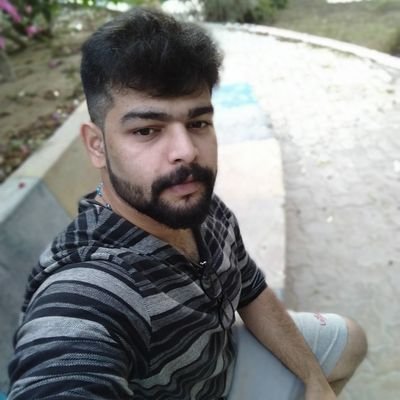 ade3392f833b495's profile picture.