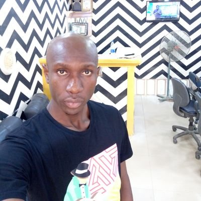 sachealbrain's profile picture. A teacher, a photographer, constructive designer... dynamic in God's light