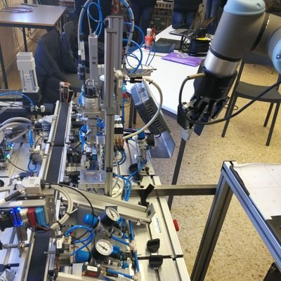 Victoria_Ari3's profile picture. Automatización y Robótica Industrial - Mendizabala