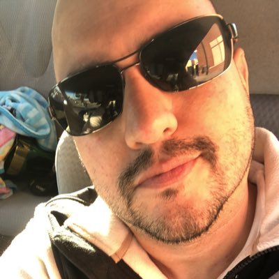 FelixJTwit's profile picture. Evolve
