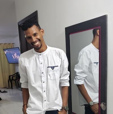 MENALFREDO2's profile picture. Joven emocionado por la vida, la felicidad y el futuro, siempre sabiendo que este es incierto. Contador público. Primero la familia.