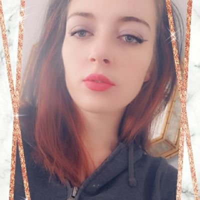 LeighaStorm10's profile picture. Just a struggling artist doing her thing