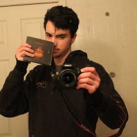 Chris (@re_vengeful) 's Twitter Profile