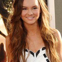 Madeline Carroll - @MaddyCarrol Twitter Profile Photo