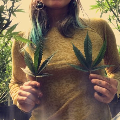 tjohnstone615's profile picture. she was like the moon // part of her was always hidden away