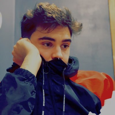 simon5pscl's profile picture. 