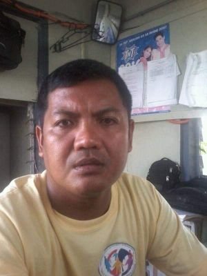 GaelLepoul's profile picture. je travaille dans un banque