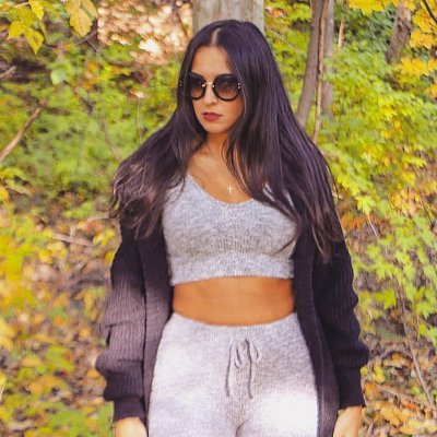 kikiivii's profile picture. 