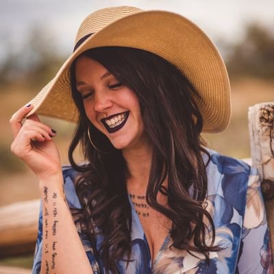 ktrively's profile picture. supercalifragilisticexpialidocious 🎶