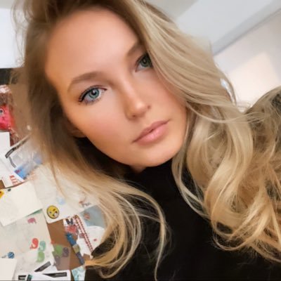 cocojewell's profile picture.