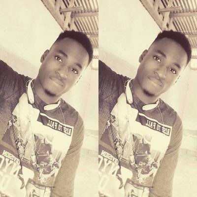 ZoltanLouis's profile picture. jeune dynamique riche dans quelques années