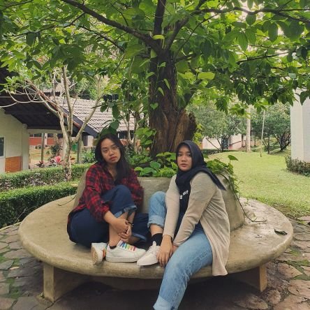 an aspiring digital marketer who dreams of working at Garena Indonesia🎮