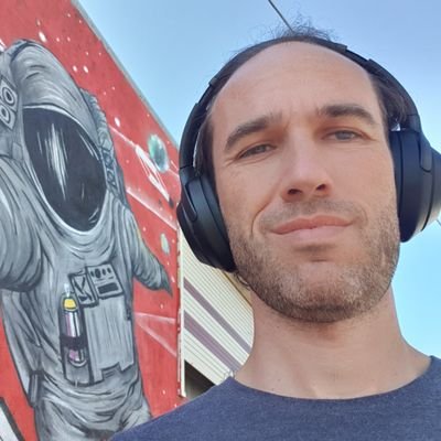 (he/him) Director of Engineering @canva / ex @SlackHQ / @devopsrepresent co-organizer 🚀