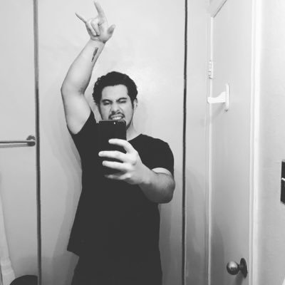 isaacdearcos's profile picture. send it