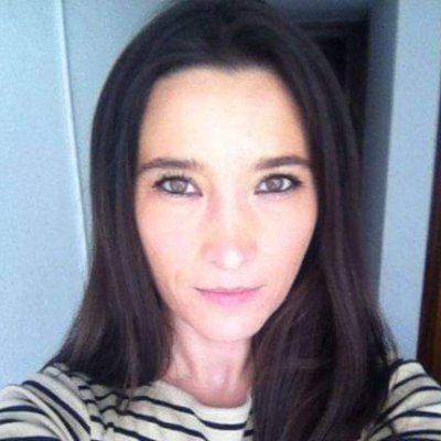 elisabeta_25's profile picture. 