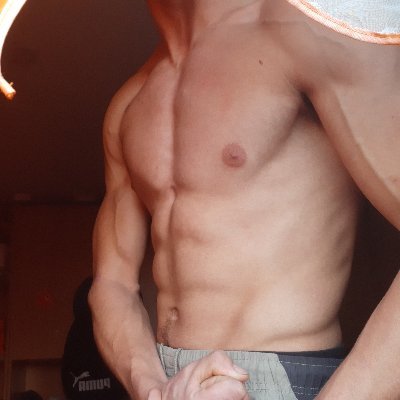 maciek547's profile picture. 