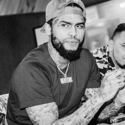 EuphoricRemedy's profile picture. ⠀ ⠀ ↳ ⠀⠀⠀⠀ ⠀⠀ A rose grew out the concrete.⠀⠀ ⠀⠀⠀⠀⠀ ⠀⠀⠀ ⠀⠀⠀⠀⠀ ⌈𝗣𝗔𝗥𝗢𝗗𝗬⌋