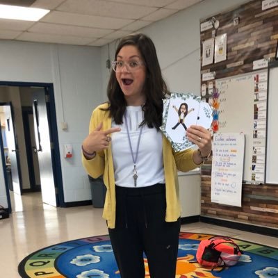 madame_quinn's profile picture. Apprenante à vie - Inspirée par l'innovation - Enthousiaste de LEGO - Google Certified Educator - Enseignante - Maman - she/her