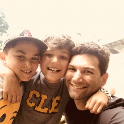 Husband to Jamie.  Dad to Ari, Noah, and Asher.  Member of Beachwood City Council.  Interests are reading, sports, politics, and making the world better.