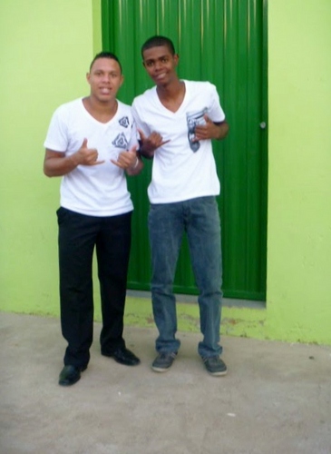 a vida ha varias escolhas ,mas nem sempre as q vc escolhe é a certa .
então basta só uma ewscolha pra vc se dar bem na vida .
escolha certo e viva de boa !!