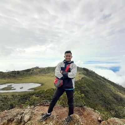 ismailmpr's profile picture. @dorks_lamongan @mapara_ubhara