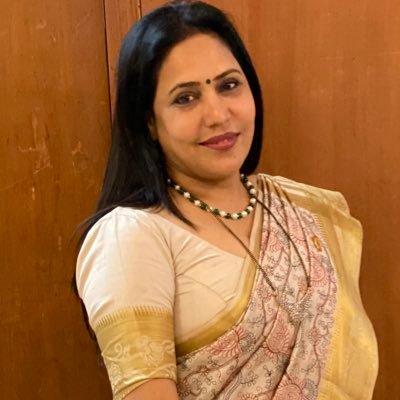 PoonamRaval18's profile picture. I love to live my life fullest with lots of happiness, equally enjoy my work n family