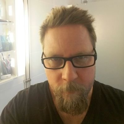 Lär längs vägen. Dalarna: Passionerat intresserad av Internet. Skriver ofta och mycket. Barnen, MC, Fäbod, Cykling och Mat.