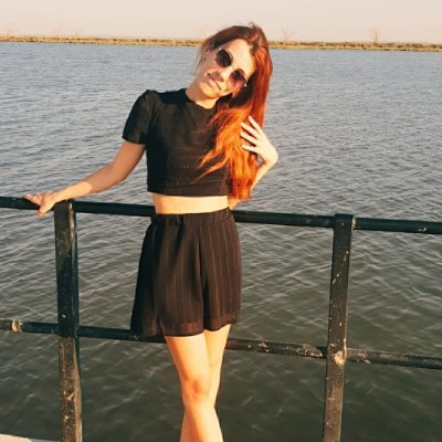 InesBorga's profile picture. Please follow my instagram 

@theredhairgurl