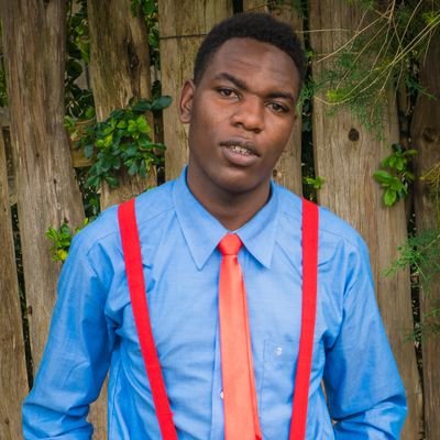 DENNISBAHATI11's profile picture. grass ain't greener😞