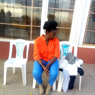 bec_key07's profile picture. Just write, I'll edit.