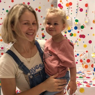 milaova's profile picture. 