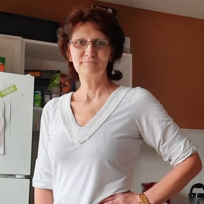 Kim35341728's profile picture. 