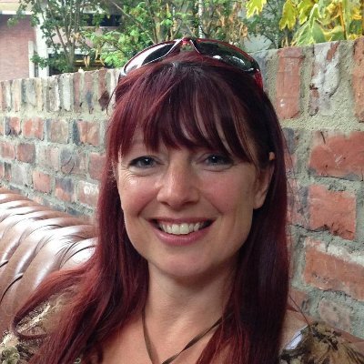 Reader and writer of children’s books https://t.co/SGZZIXRvdQ #EAL #Literacy teacher #schoollibrarian #readingcommunity #Mermaid #chapterbooks soon