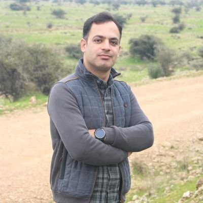 hseyamak's profile picture. IT Engineer