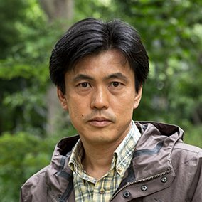 吉村和敏 Youtube用に 写真詩集 あさ の朗読をしようと思ったら 突然バイクの爆音が響いてきた 暴走族たちです というわけで 今日の録画はなしです 笑