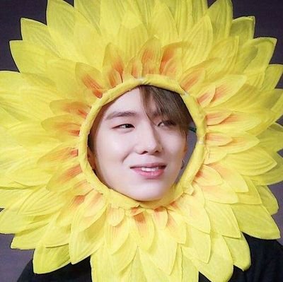 hi i hate my life but i love monsta x and monsta x is life so i love life