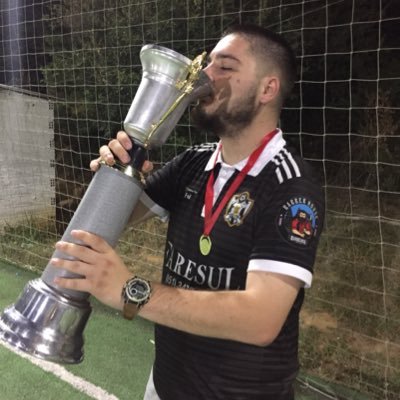 90% Inter 9% Palhaçada e o outro 1% pro resto