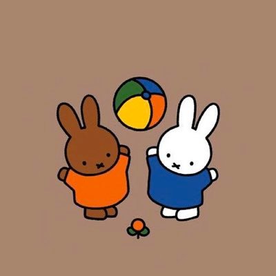 U てかそもそも私はtxtって絵文字に見えてた泣いてるうさぎでしょコレ