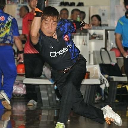 JB小嶺クラブ所属🎳村上勝彦🤗
楽しく投げる事がモットーです(^o^)v
