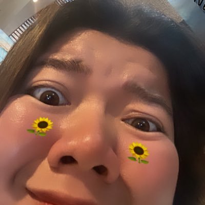 อยู่เมืองดัดจริต ชีวิตต้องป๊อบ