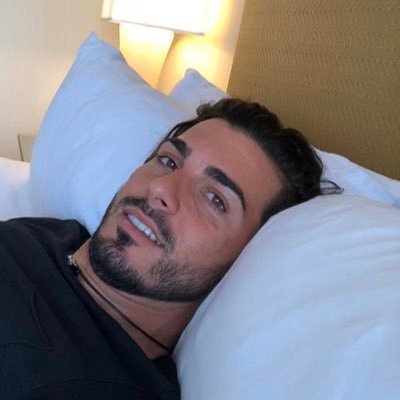 yaniel_pozo's profile picture. La belleza atrae los ojos 😍 pero la personalidad captura el alma ❤️
