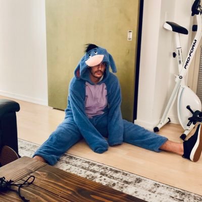 mvbokes's profile picture. Zags. Earth tones. Book Ginny.