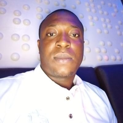 Tundetaiwo24's profile picture. Financial advisor